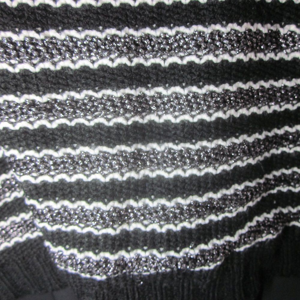 Michael Kors Michael Kors Black Knit Pullover Textured Metallic Stripe Po Size ONE SIZE - 12 Thumbnail