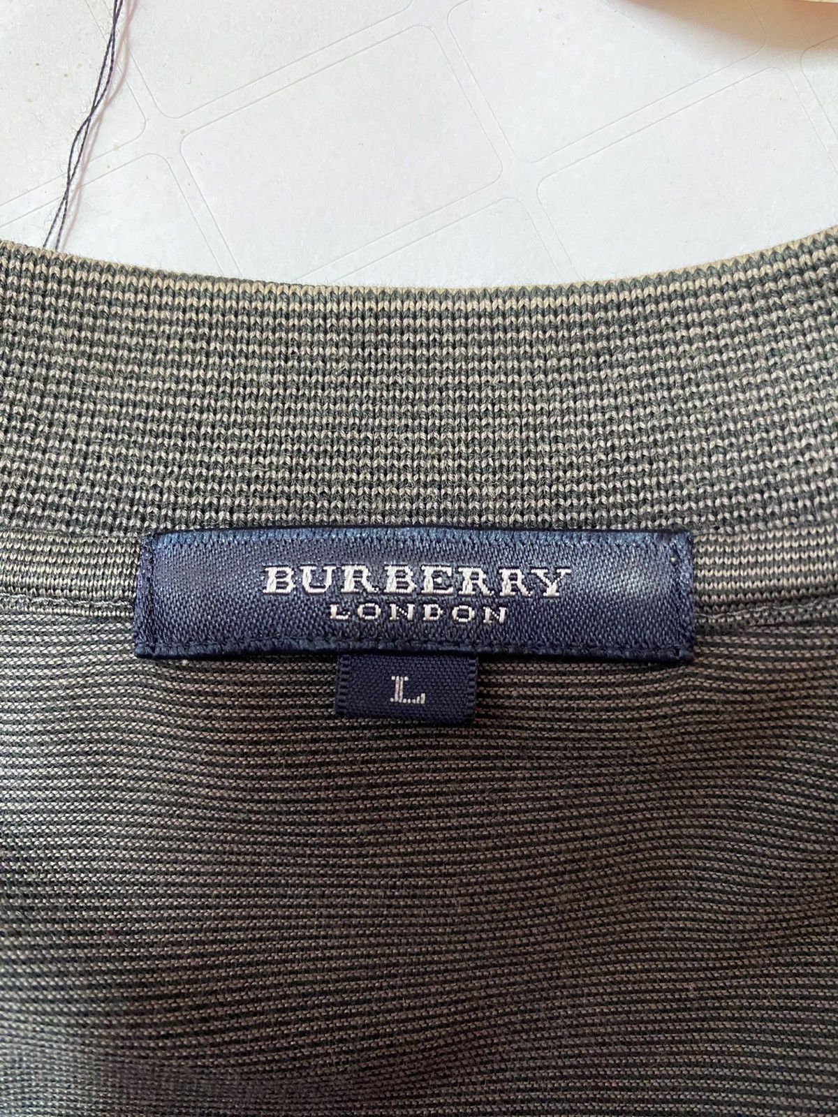 Burberry Burberry Polos Shirts Embroidery Logo Size US L / EU 52-54 / 3 - 4 Thumbnail