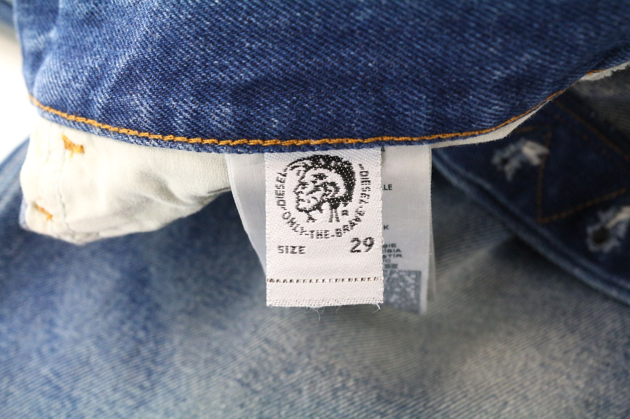Diesel D-AYGLE 0076Y W29/L32 Blue Tapered Jeans 74361 Size US 29 - 9 Thumbnail