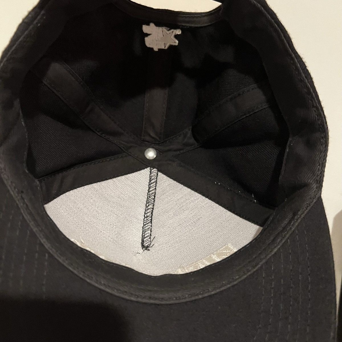 Supreme Supreme subhumans snapback logo hat Size ONE SIZE - 15 Thumbnail