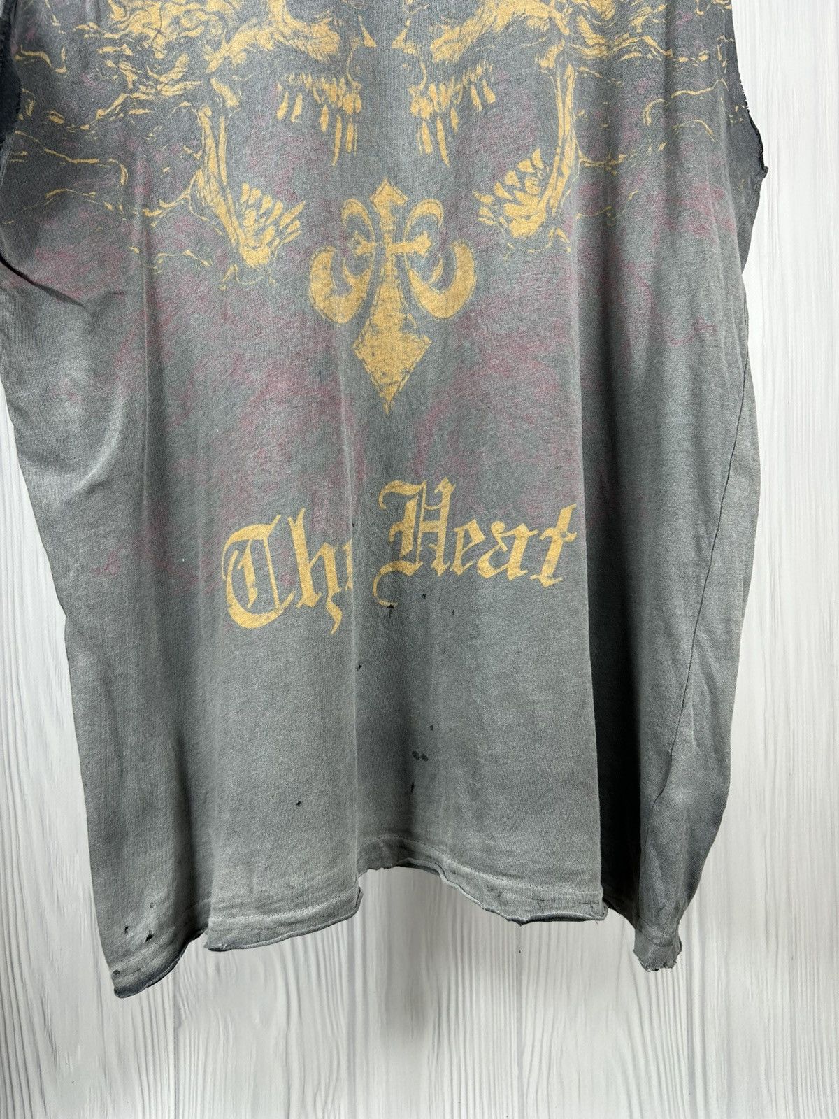 Affliction × Vintage Vintage Y2K Affliction Distressed Torn Sunfaded Tank Top L Size US L / EU 52-54 / 3 - 6 Thumbnail