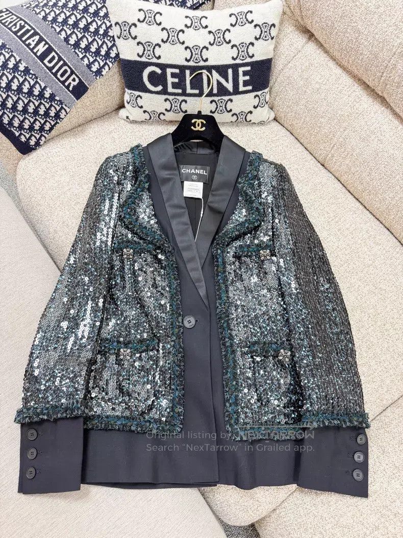 Chanel Chanel Two-piece long-sleeved suit jacket full of sequins Size XS / US 0-2 / IT 36-38 - 2 Thumbnail