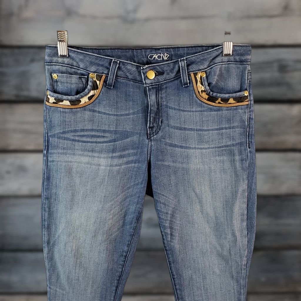 Vintage Cache Womens Crop Jeans 6 Blue Animal Print Trim Mid Rise Size 28" / US 6 / IT 42 - 1 Thumbnail
