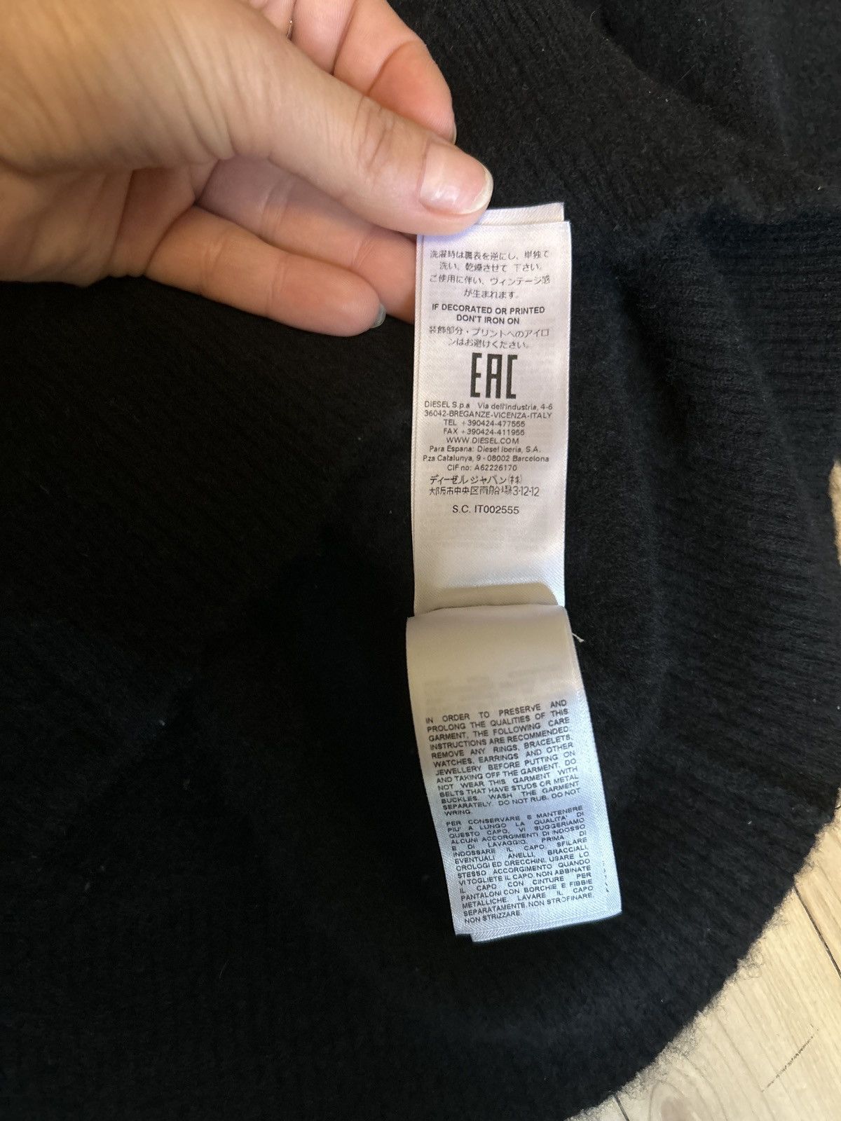 Diesel Diesel backwards logo cashmere sweater Size L / US 10 / IT 46 - 3 Thumbnail