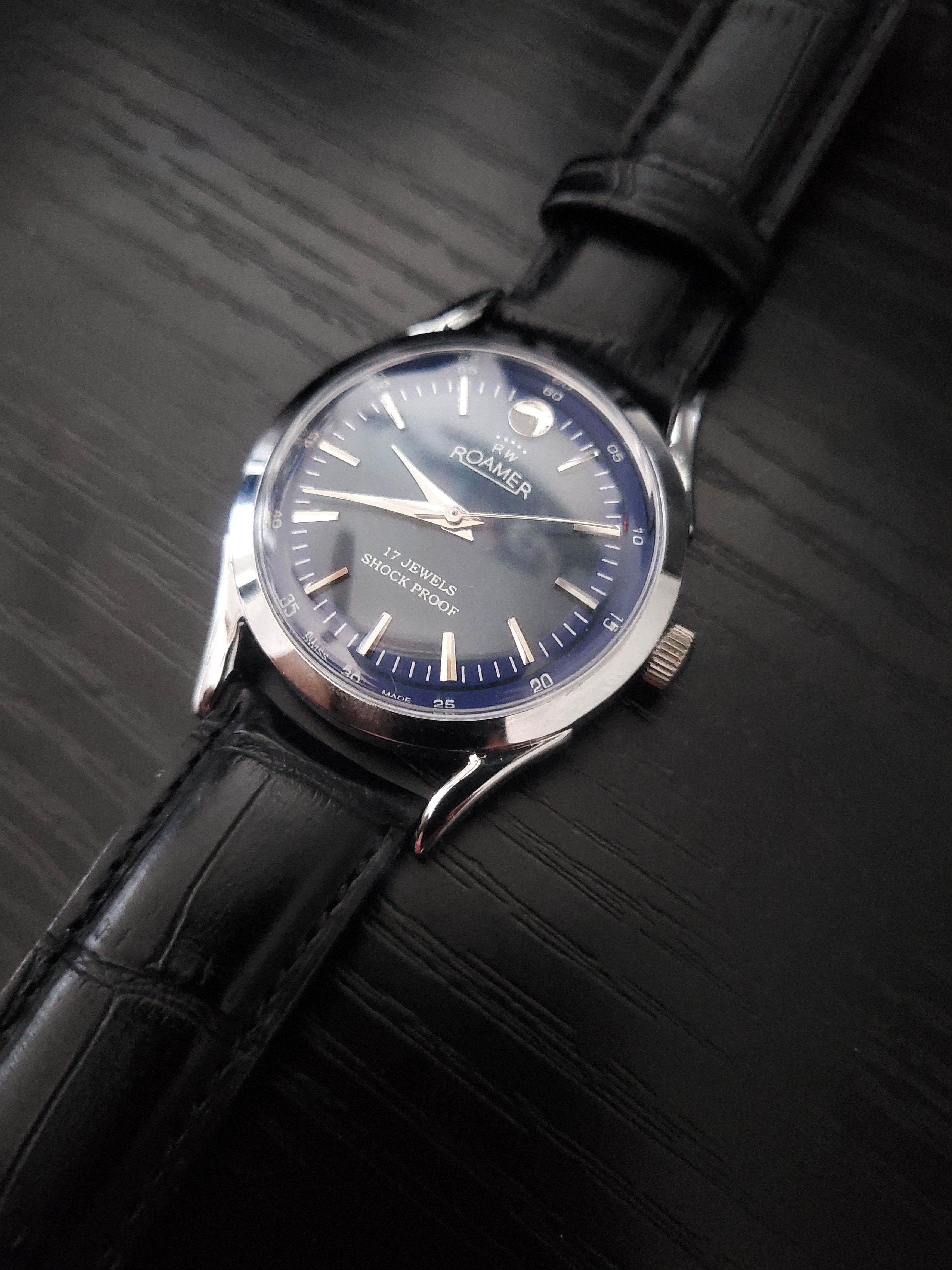 image of Roamers Roamer Am014 Mechanical Men's 1970S Watch in Blue/Silver/Black