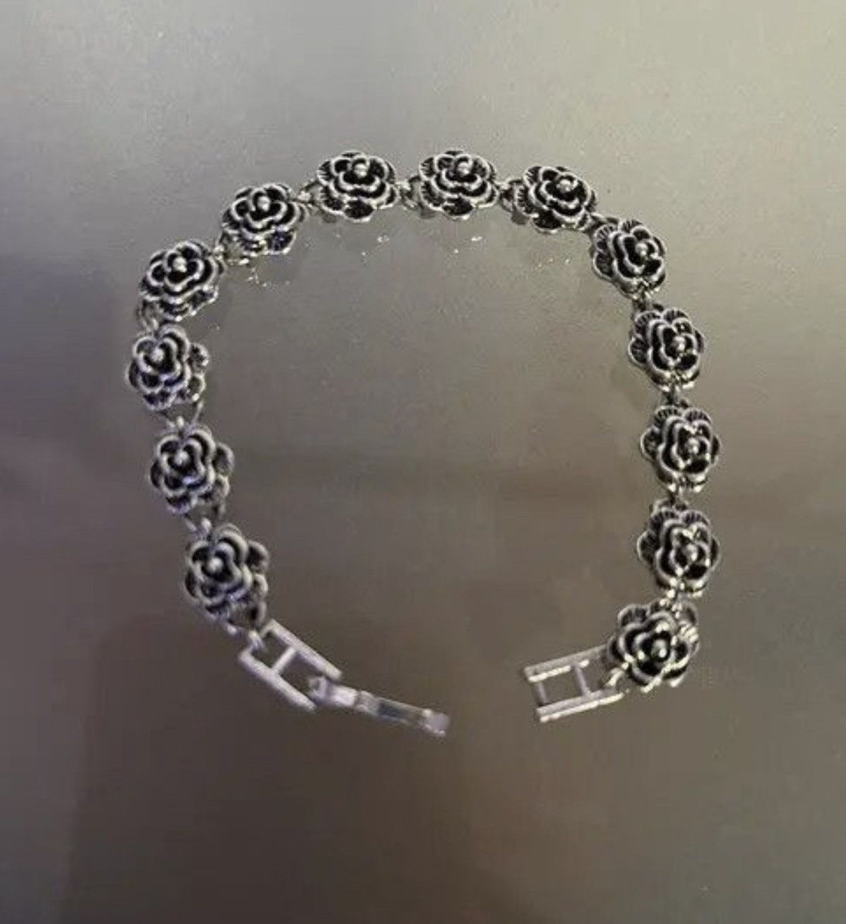 Japanese Brand Y2K Rose Bracelet Size ONE SIZE - 3 Thumbnail