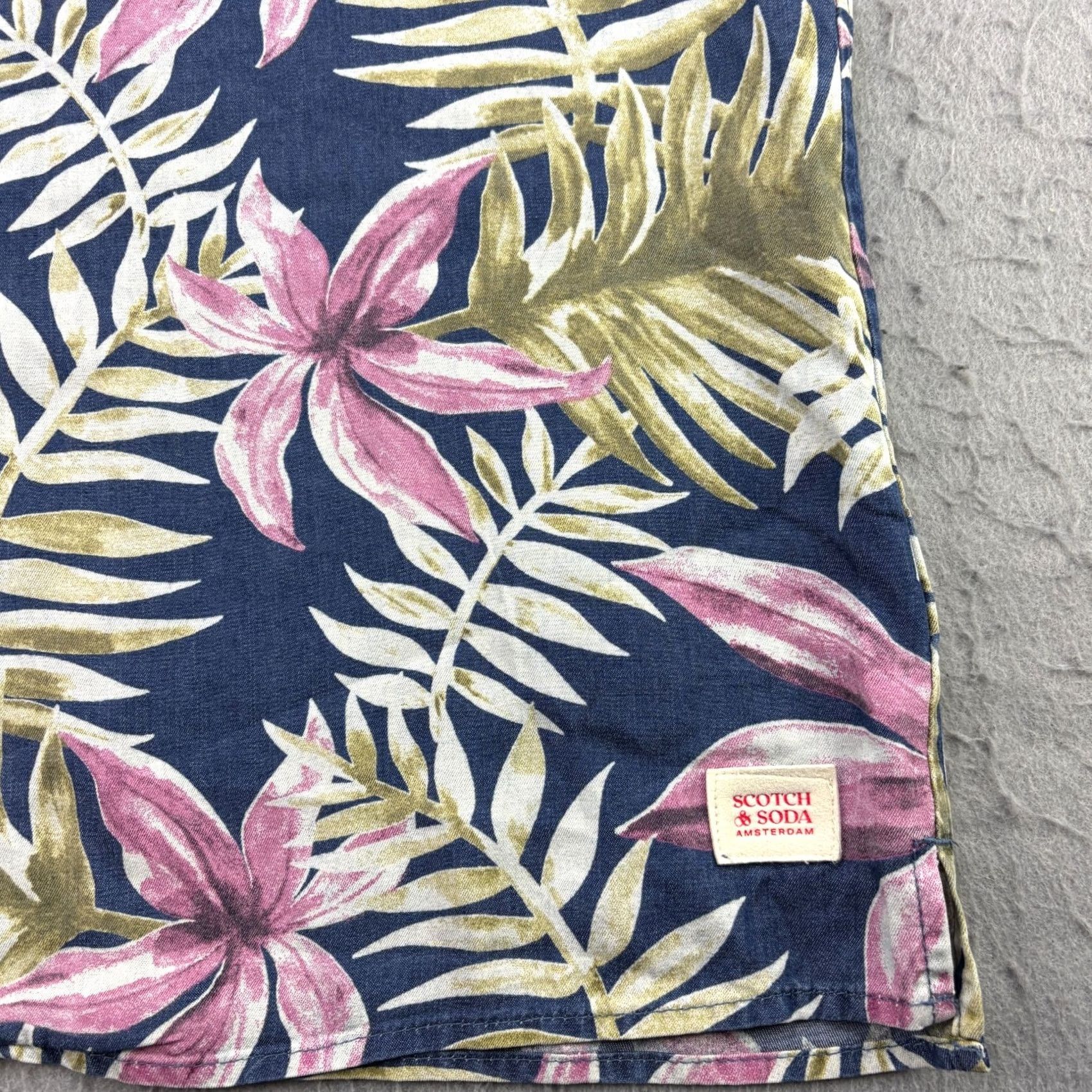 Scotch & Soda VINTAGE Scotch & Soda Shirt Mens XL Floral Hawaiian AOP Button Up Tropical Camp Viscose Size US XL / EU 56 / 4 - 2 Thumbnail
