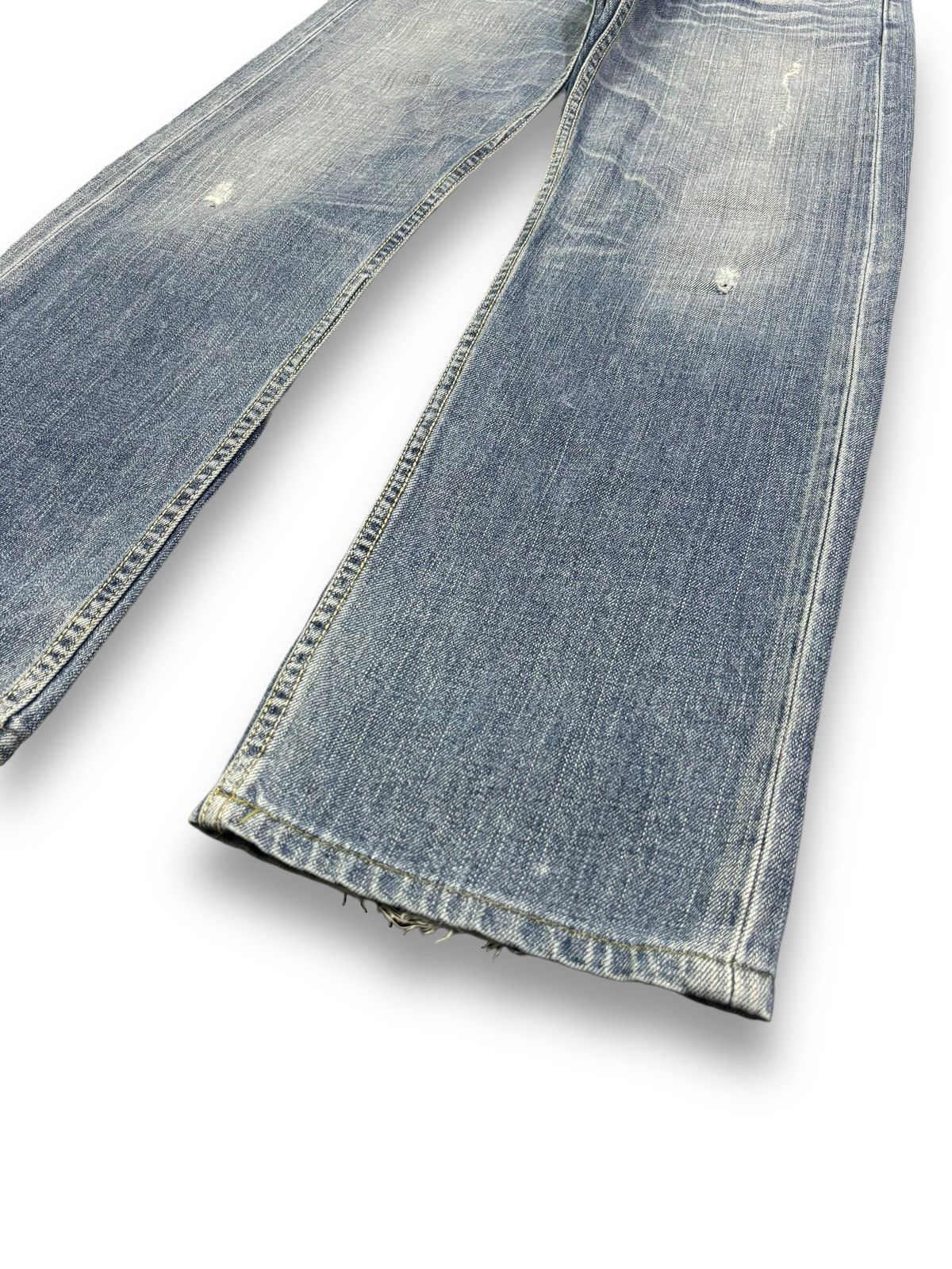 Levi's Vintage 2000s Levis Blue Washed Loose Fit Distressed Jeans Size US 29 - 10 Thumbnail
