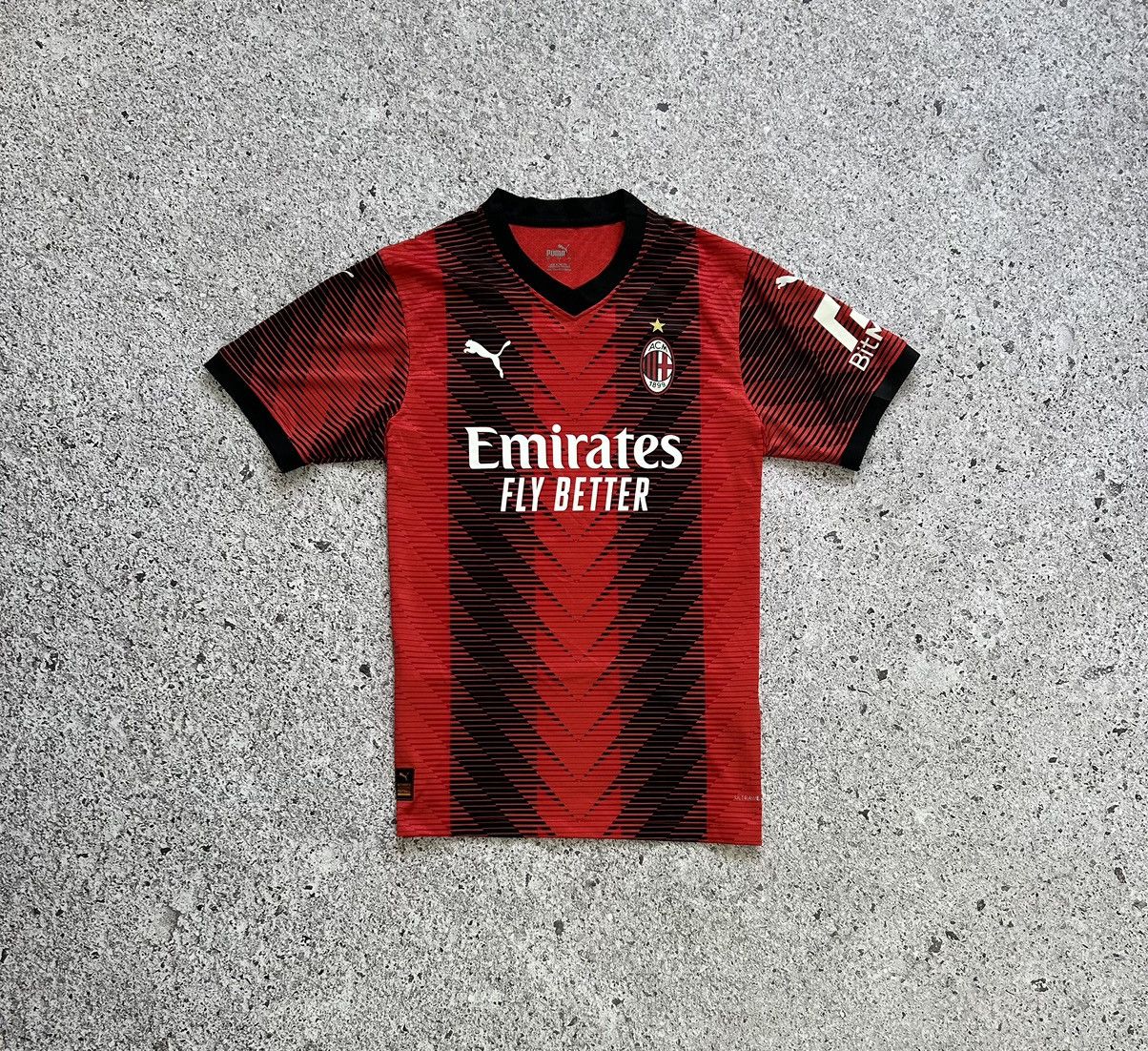 Puma Puma Milan Rafa Leao Home 2023 2024 Soccer Jersey BOOTLEG Size US L / EU 52-54 / 3 - 3 Thumbnail
