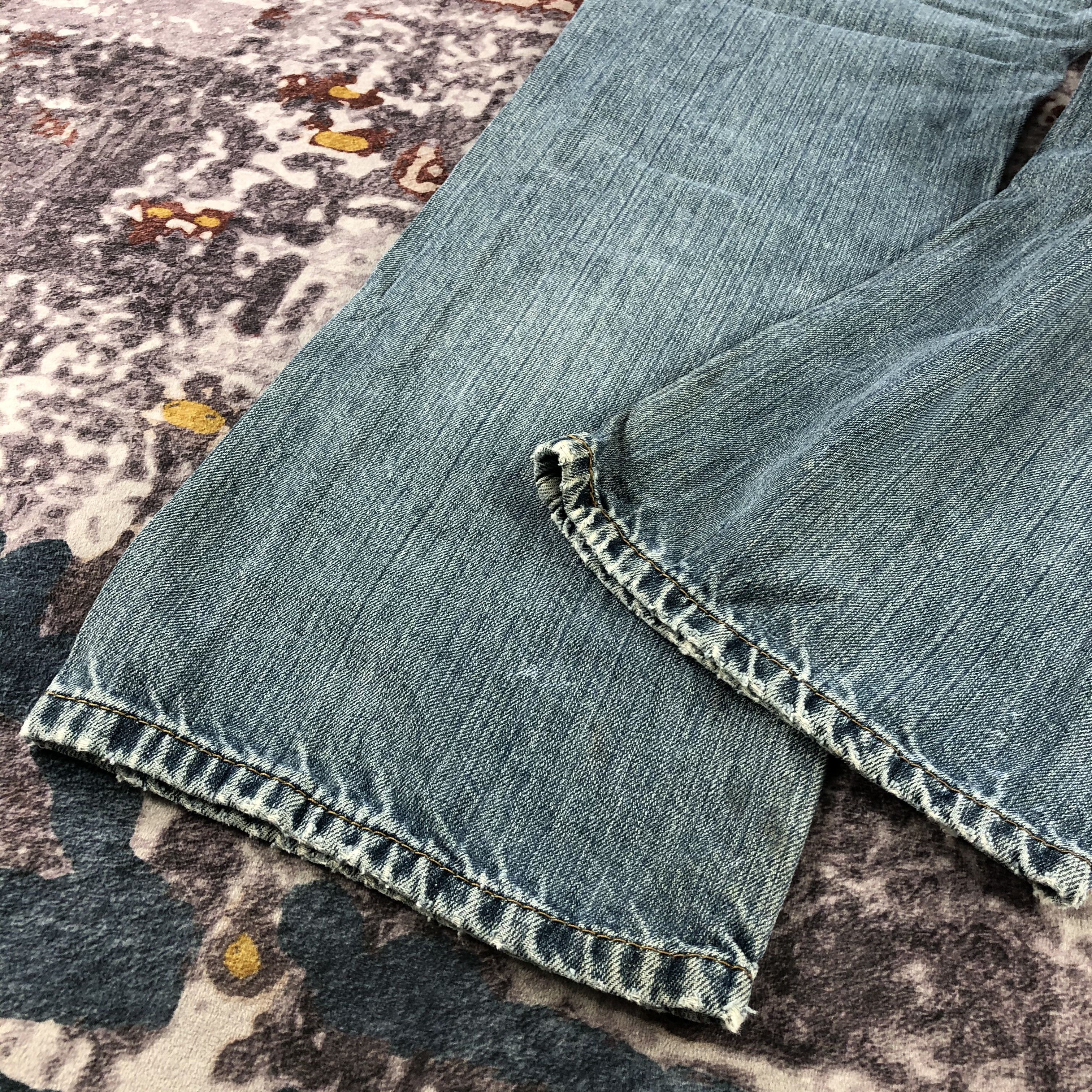 Levi's × Vintage Vintage Blue Wash Levis 559 Jeans-JM3089 Size US 35 - 4 Thumbnail