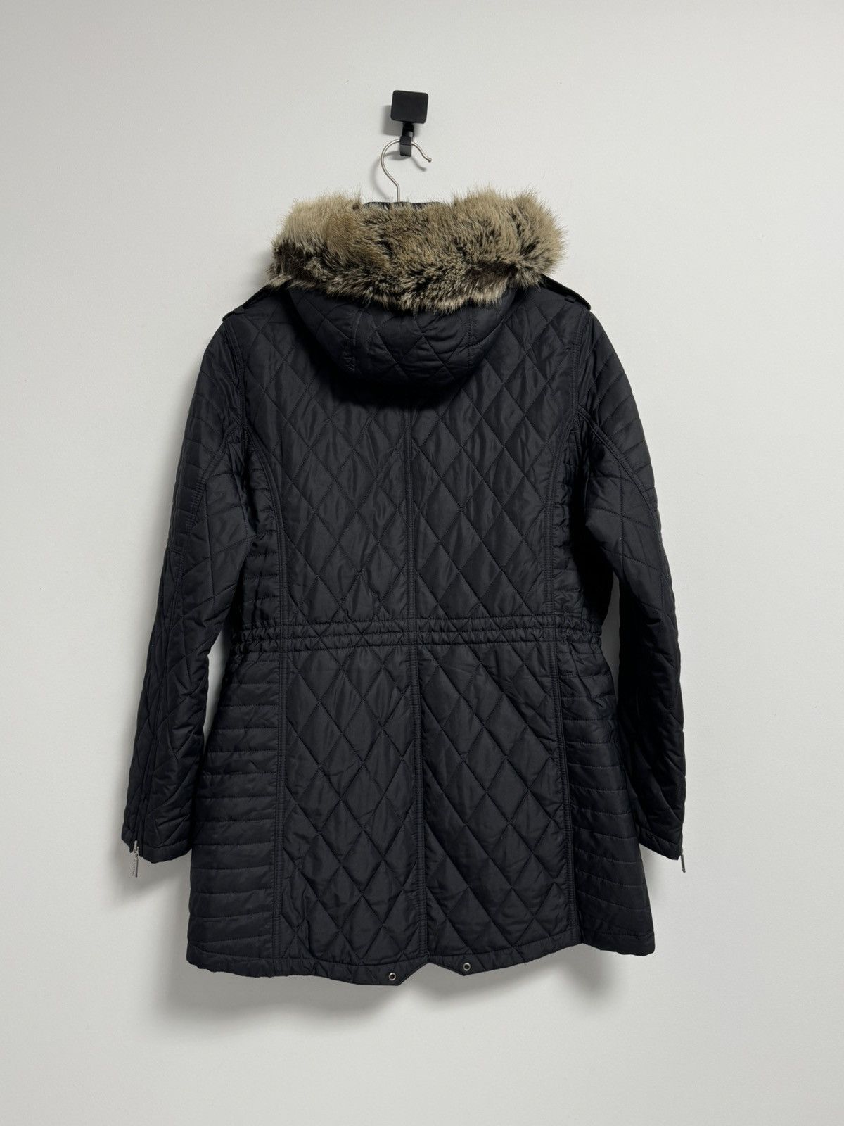 Barbour Barbour B.INTL Quilt Long Sleeve Jacket Hooded Fur Trim Wom Size L / US 10 / IT 46 - 16 Thumbnail