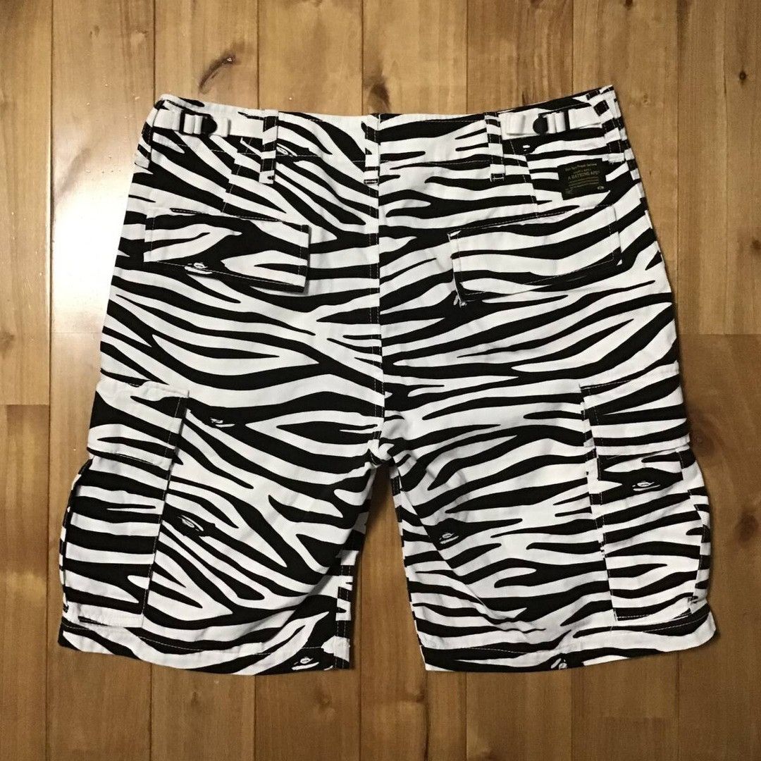 Bape BAPE Zebra camo cargo shorts a bathing ape NIGO ★size S Size US 30 / EU 46 - 4 Thumbnail