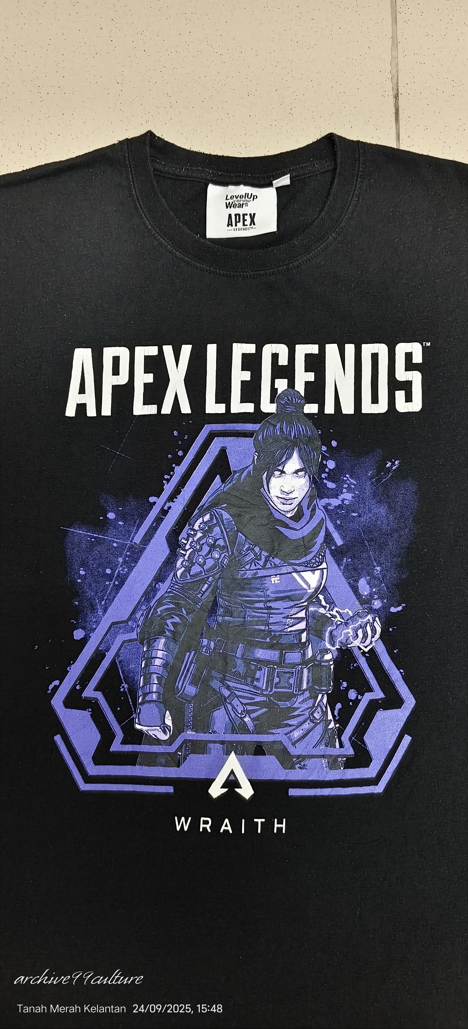 Apex 2019 Official merch Apex Legends Wraith by level up wear Size US S / EU 44-46 / 1 - 8 Thumbnail