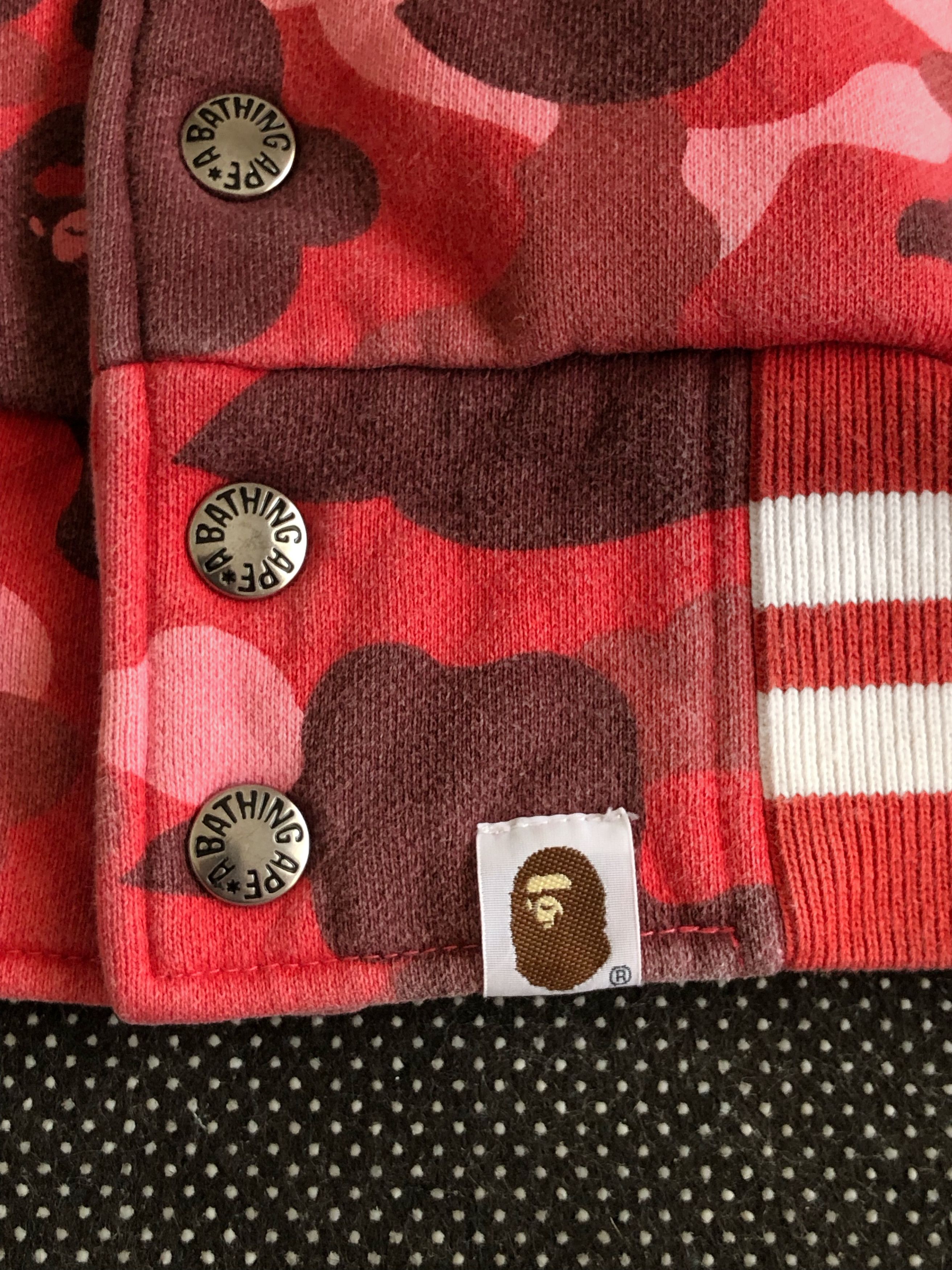 Bape RARE🔥BAPE OG RED CAMO SWEAT VARSITY JACKET Size US L / EU 52-54 / 3 - 10 Thumbnail