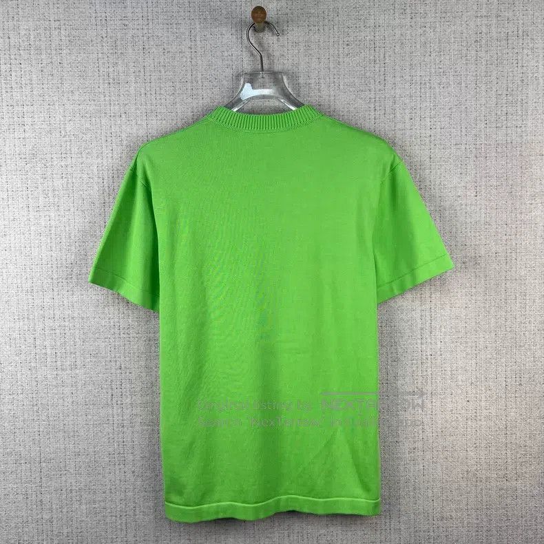 Louis Vuitton Louis Vuitton Solid color pin letter embroidered logo crew Size US XS / EU 42 / 0 - 2 Thumbnail