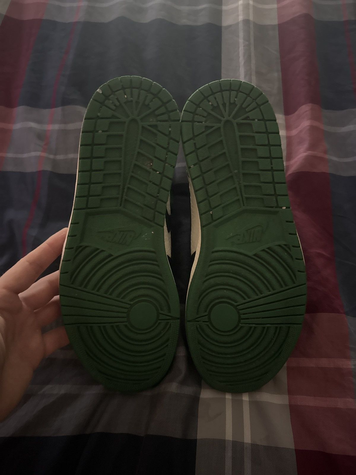 Jordan Brand Jordan 1 pine green Size US 11 / EU 44 - 3 Thumbnail