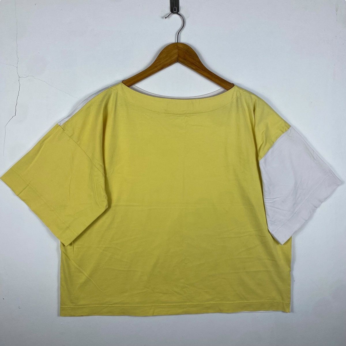 Marni × Uniqlo Women MARNI UNIQLO Flowers Baggy Shorts Tops Tee Large Size Size L / US 10 / IT 46 - 4 Thumbnail