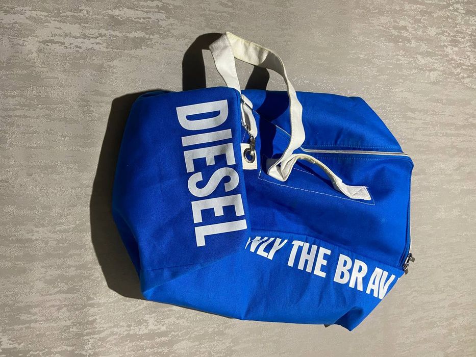 Diesel blue best sale weekend bag