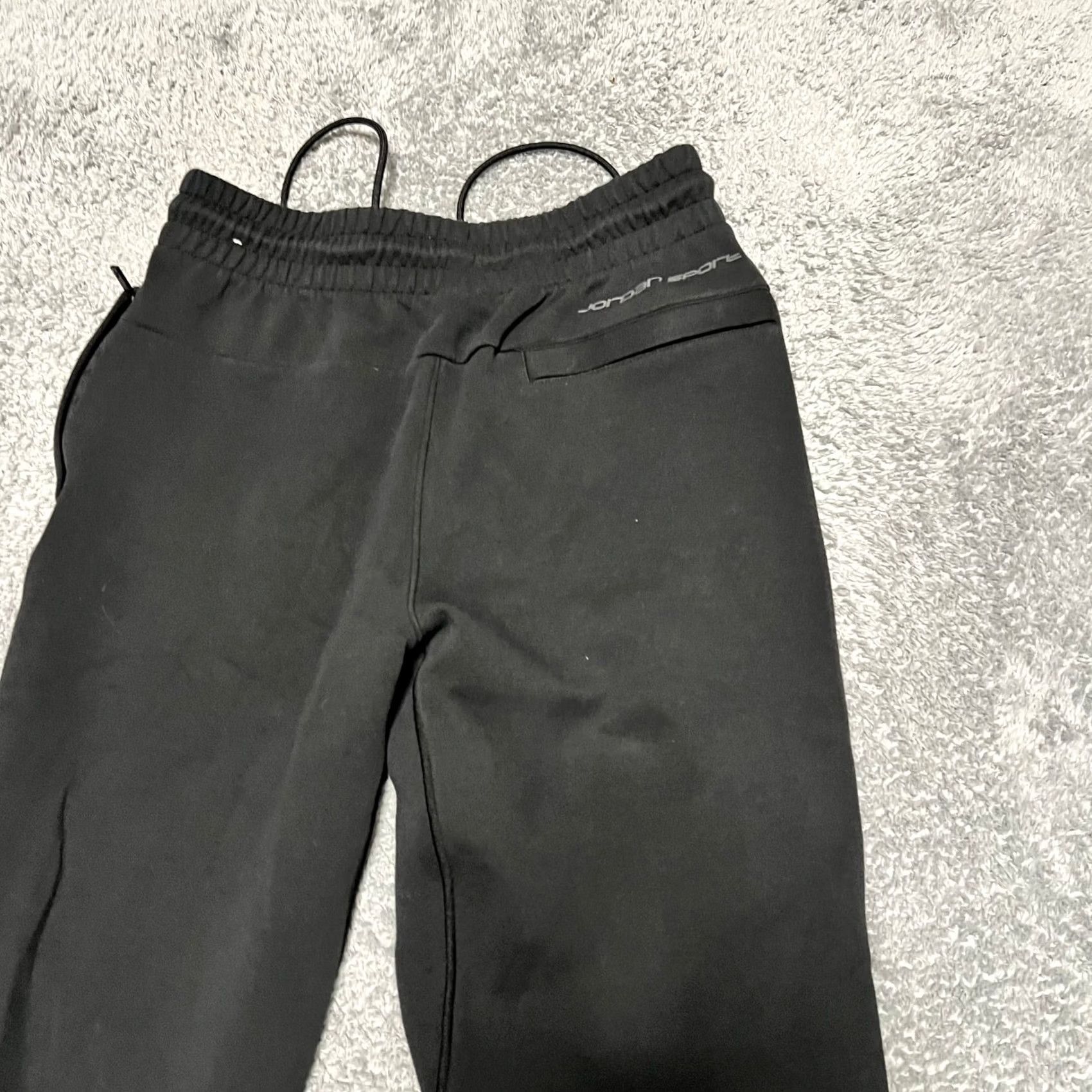 Jordan Brand Nike Air Jordan Pants Men Small Black SweatPants Fleece Jogger FV8604 Size US 29 - 5 Thumbnail
