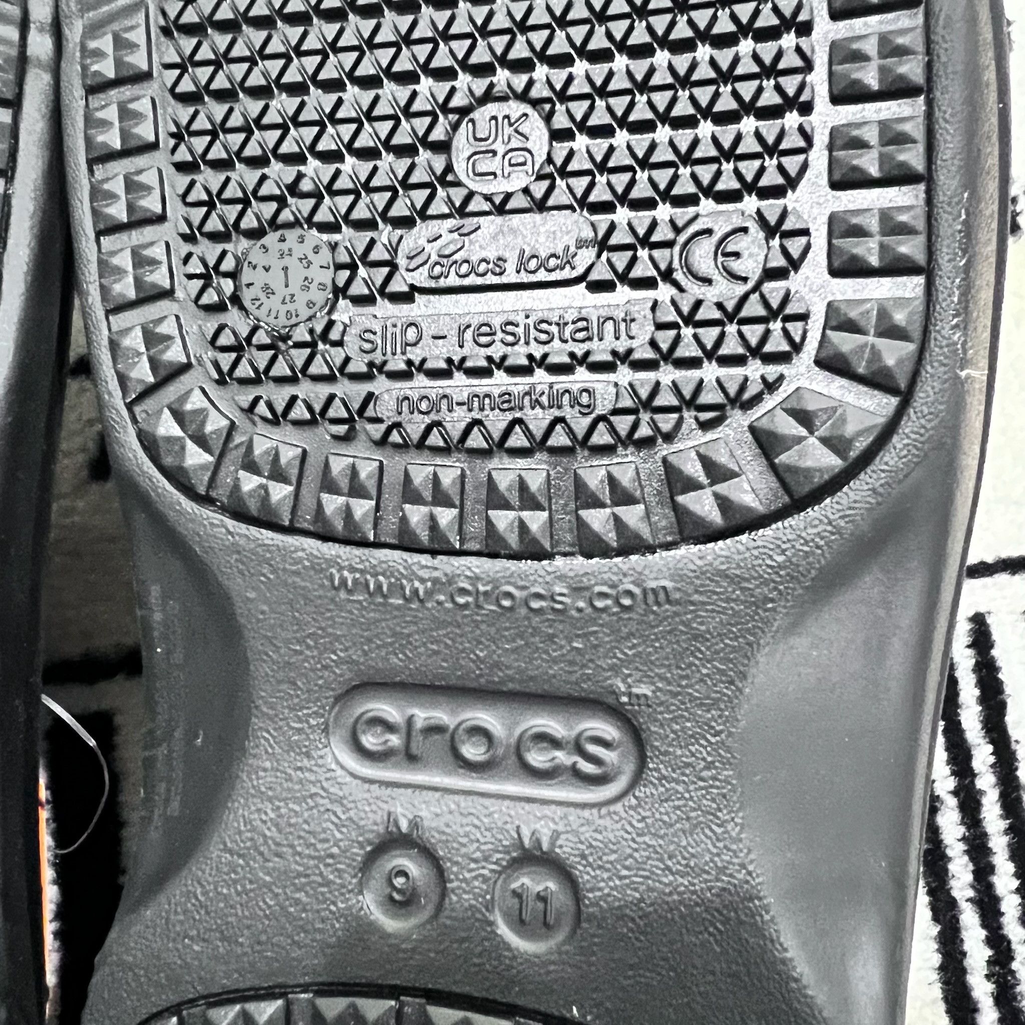 Crocs Crocs On The Clock Work Slip-On Dual Comfort Anti Slip Clog Size US 9 / EU 42 - 9 Thumbnail