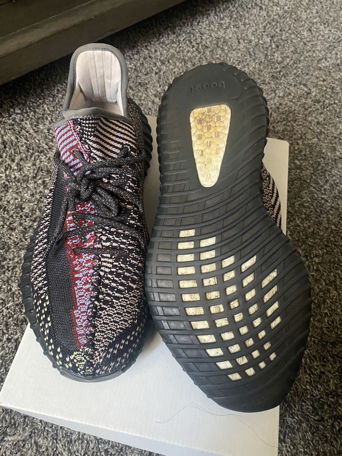 Yeezy Yeezy Boost 350 V2 Yecheil (Non-Reflective) Size US 10.5 / EU 43-44 - 2 Thumbnail