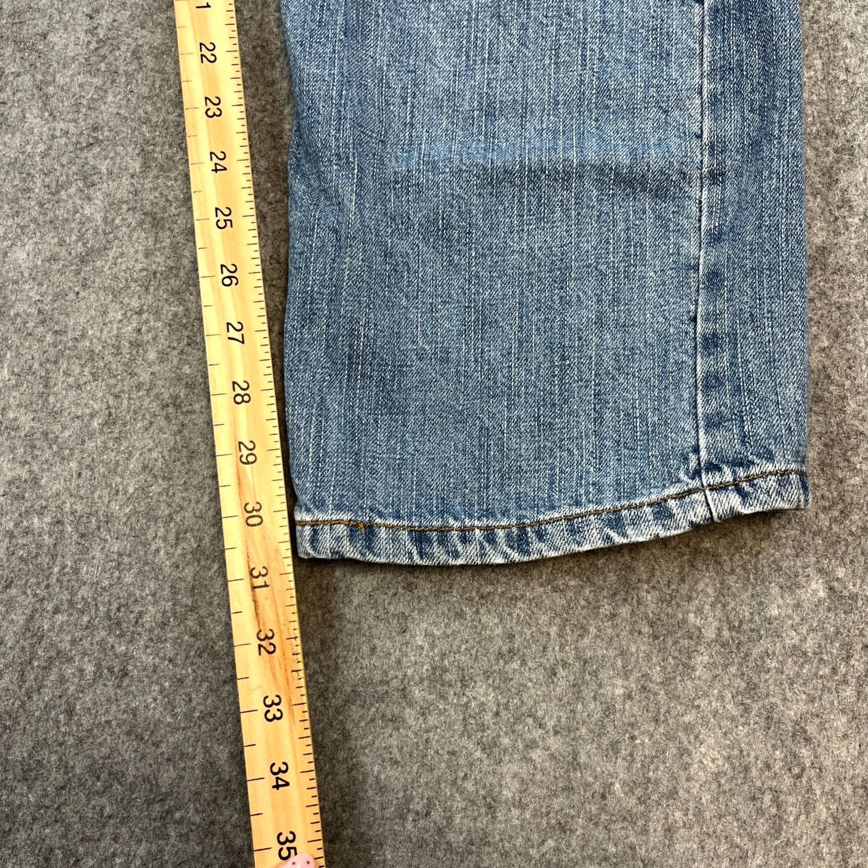 Levi's Levi's 751 Jeans Regular Straight 40 32 Mid Wash Blue 100% Cotton Zip Fly Mens Size US 40 / EU 56 - 4 Thumbnail
