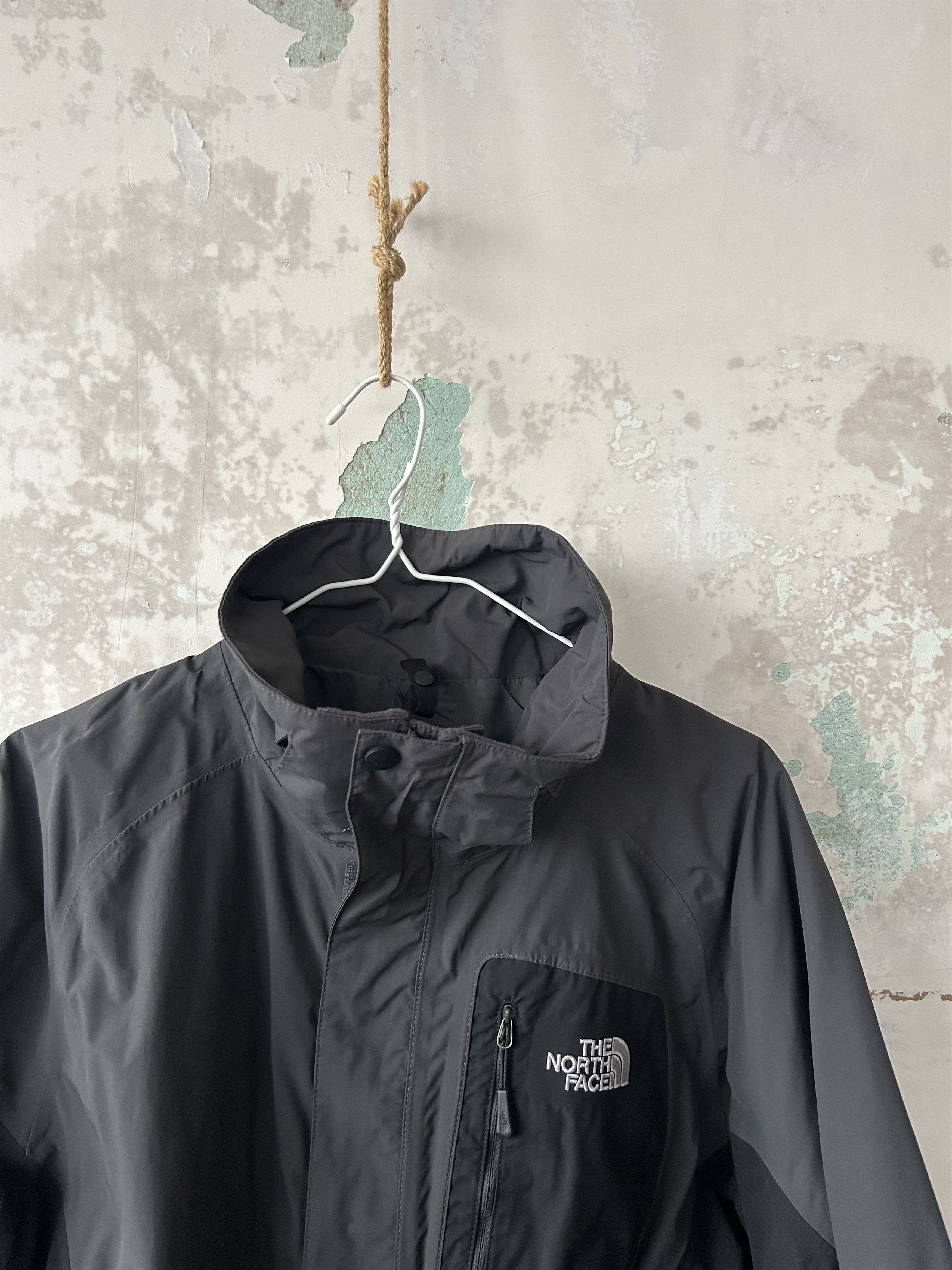 The North Face The North Face Jacket size L Size US L / EU 52-54 / 3 - 3 Thumbnail
