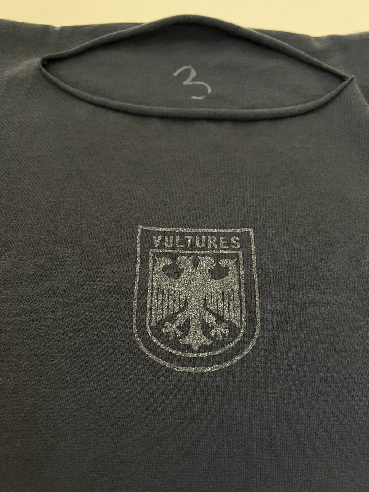 Yeezy Yeezy Box Vultures Tee Black Size US XL / EU 56 / 4 - 5 Thumbnail