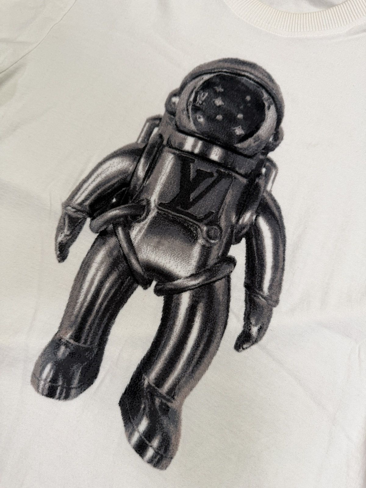 Louis Vuitton LV Jacquard Velour Spaceman T Shirt Size US S / EU 44-46 / 1 - 2 Thumbnail