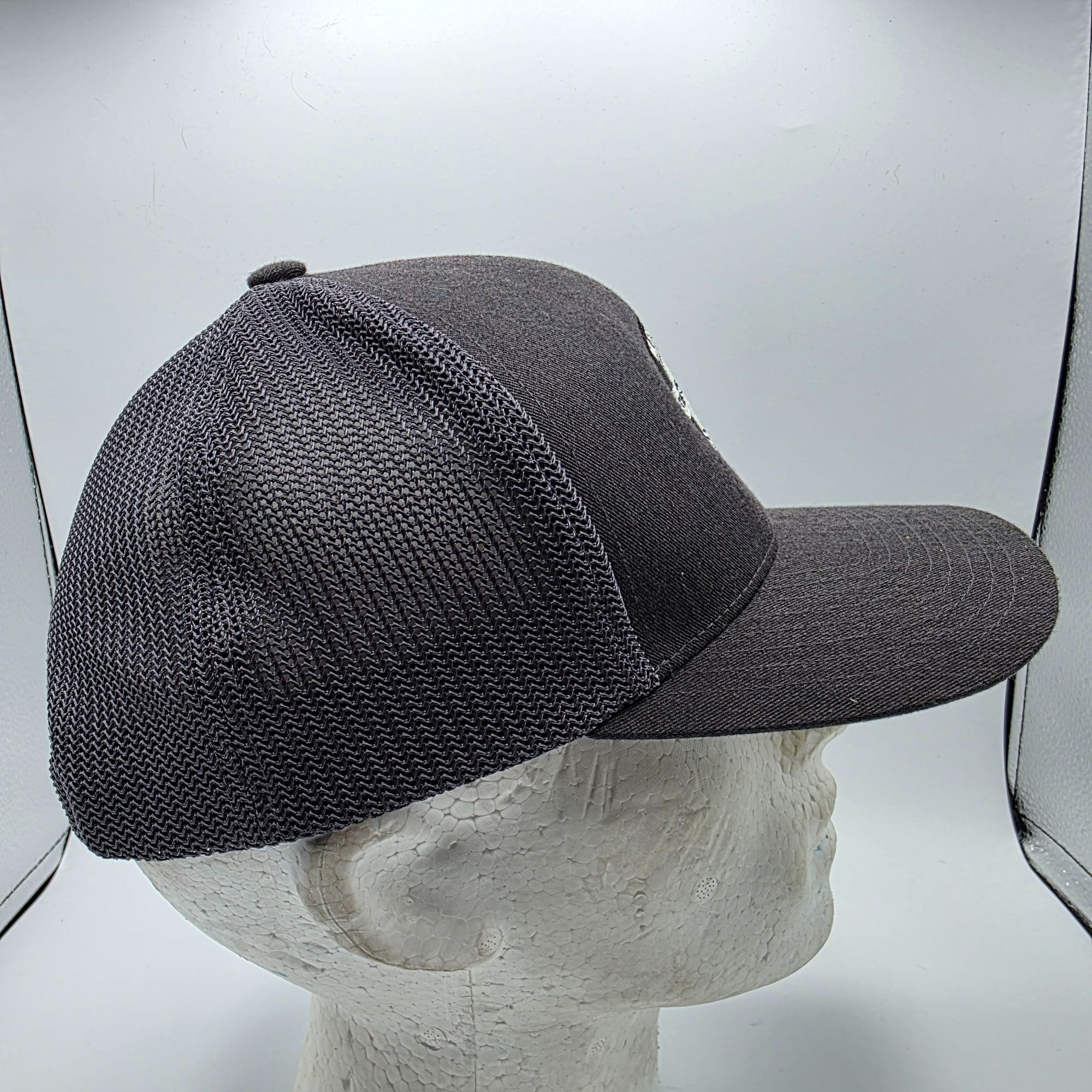 TravisMathew Travis Mathew The Member 2022 Snapback Hat Gray Mesh Adjusta Size ONE SIZE - 4 Thumbnail