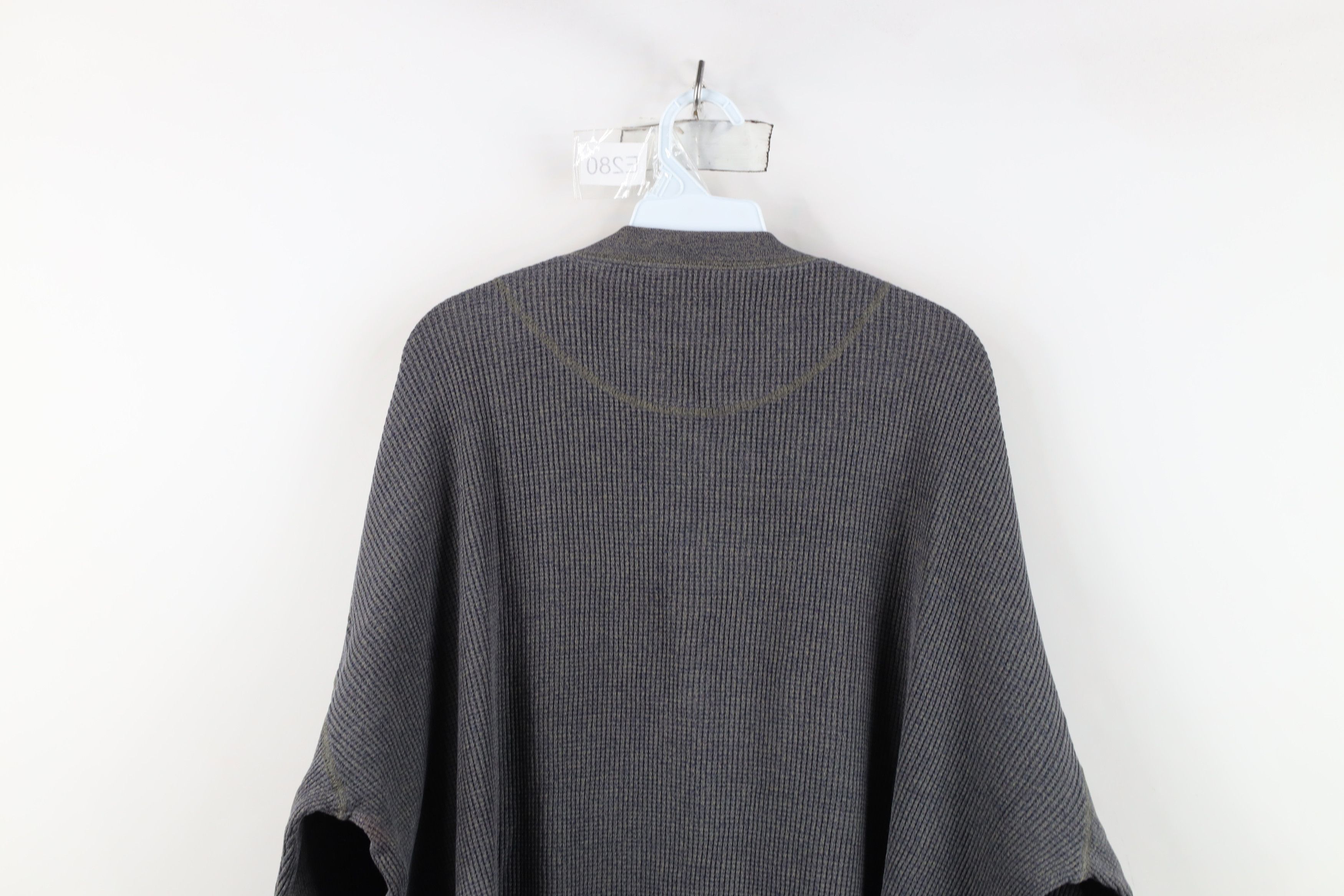 Vintage Vintage 90s Streetwear Thermal Waffle Knit Henley T-Shirt Size US XXL / EU 58 / 5 - 12 Thumbnail