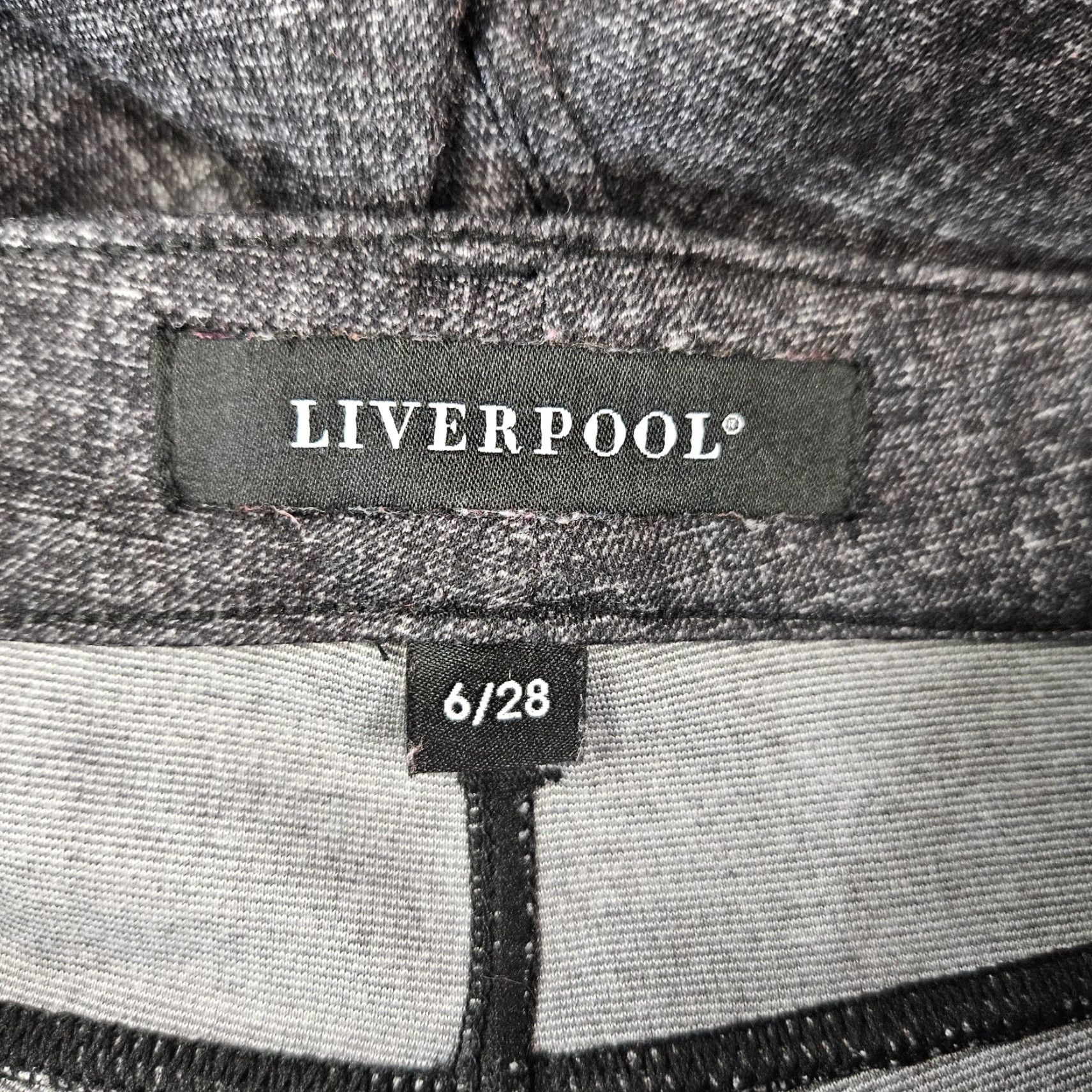 Vintage Liverpool Womens Ponte Knit Skinny Pants Sz 6 Black Gray Mid Rise Trousers Pants Women Inseam 28.5in Ankle Skinny 15" Waist Liverpool Jeans Size 28" / US 6 / IT 42 - 7 Thumbnail