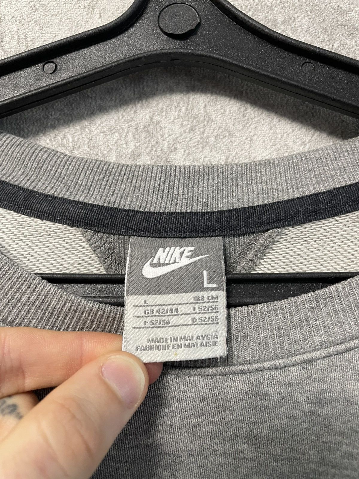 Nike Vintage Nike Eugene Oregon OTC77 Sweatshirt Crewneck 90s Size US L / EU 52-54 / 3 - 12 Thumbnail