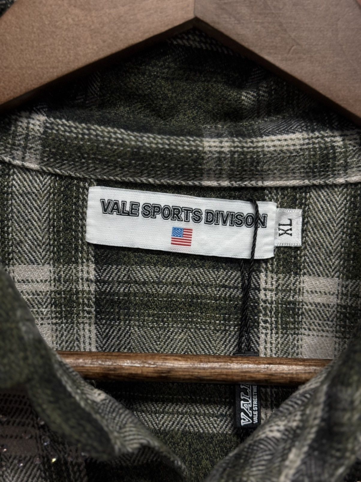 Vale Valley Crystal Flannel Long Sleeve Stones Size XL (NEW) 💎 Size US XL / EU 56 / 4 - 8 Thumbnail