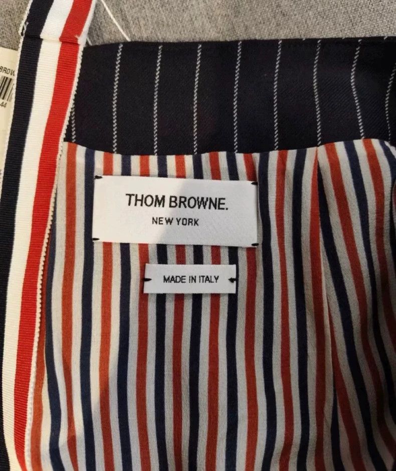 Thom Browne Thom Browne Size 44Irregular pleated skirt 2501-Nextarrow Size 26" / US 2 / IT 38 - 7 Thumbnail