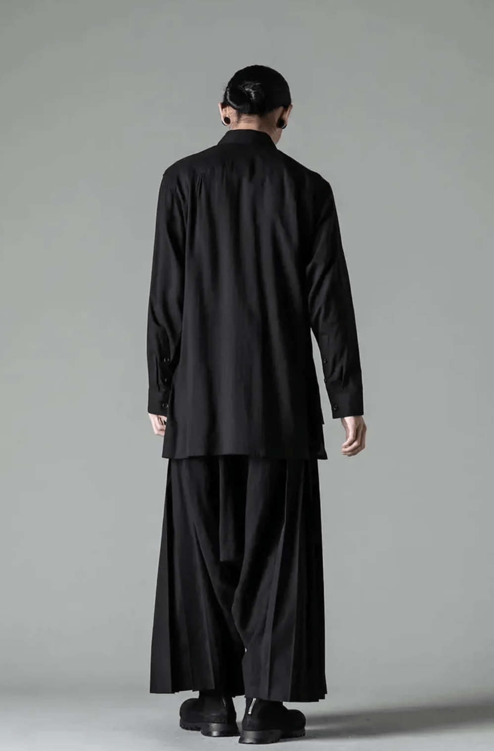 Yohji Yamamoto Yohji Yamamoto Pour Homme - PLEATED SAROUEL PANTS Size US 30 / EU 46 - 16 Thumbnail