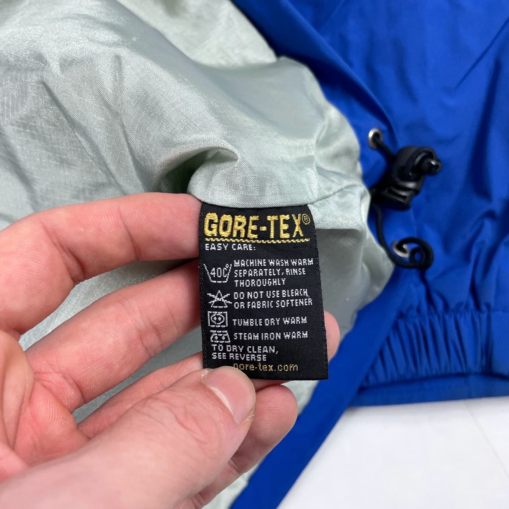 Vintage VINTAGE L.L.Bean Jacket Mens M Blue Goretex Waterproof Hooded Hiking Fishing Coat/Softshell Rain Wind-Resistant Size US M / EU 48-50 / 2 - 7 Thumbnail