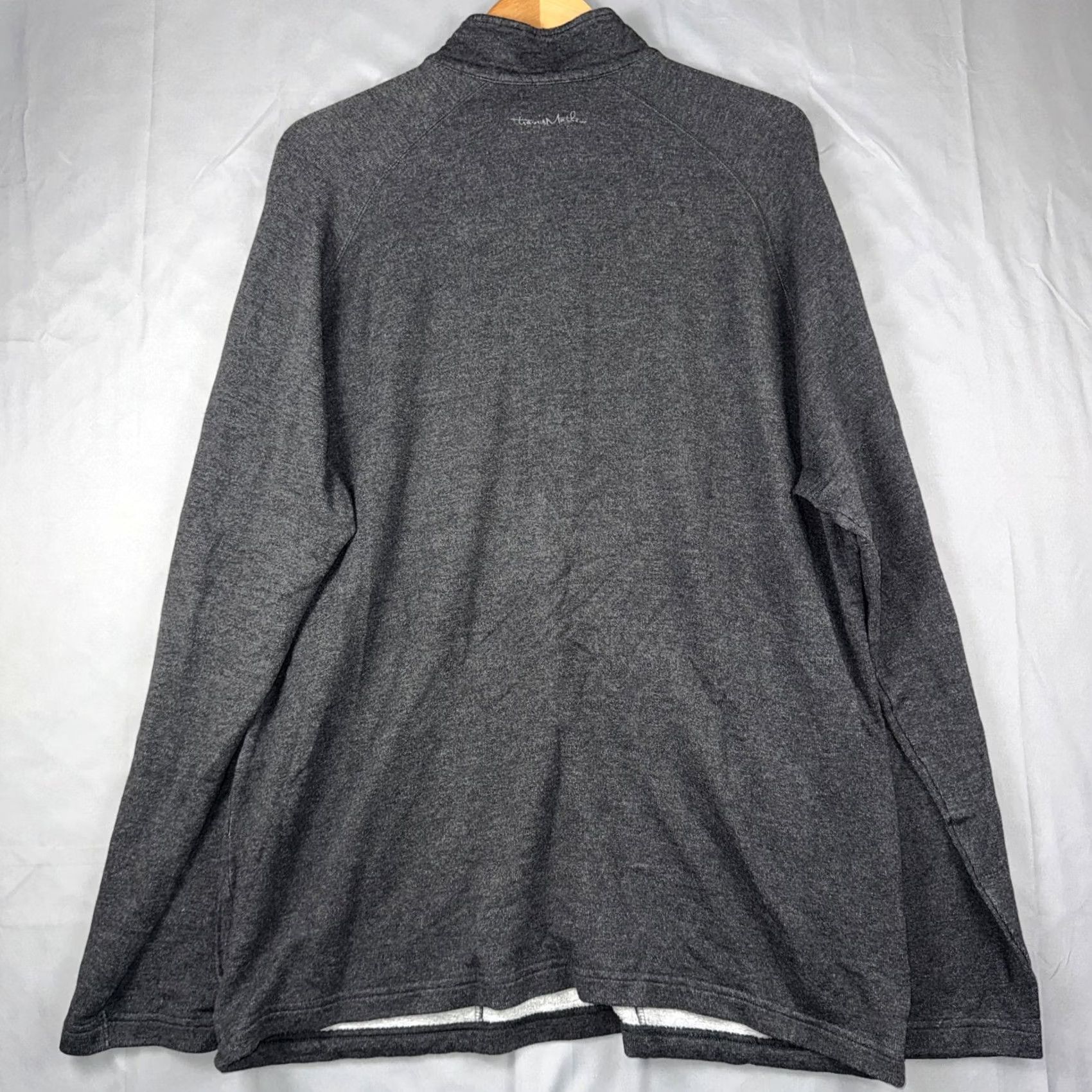 TravisMathew TravisMathew Pullover Mens XL Gray Quarter Zip Long Sleeve Lightweight Golf Shirt Size US XL / EU 56 / 4 - 2 Thumbnail