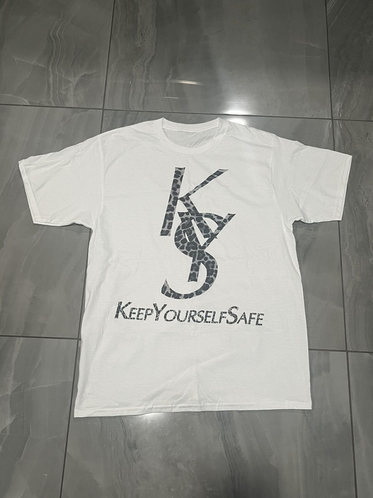 Designer Kith x The Beatles Tittenhurst Park Vintage Tee
