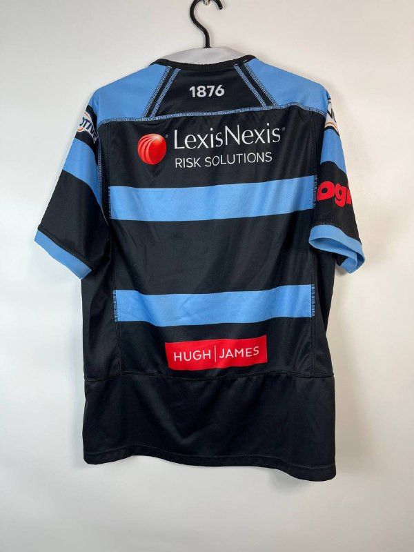 Macron Cardiff Blues Rugby 22/23 Macron Shirt Fan Jersey Sz M Size US M / EU 48-50 / 2 - 4 Thumbnail