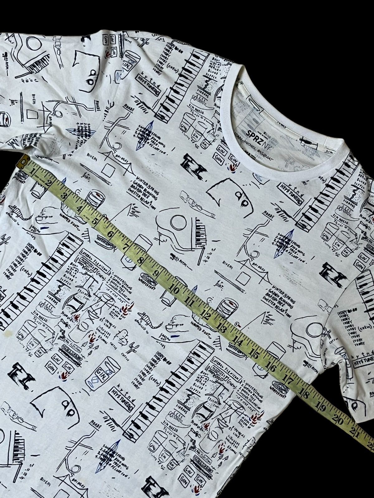 Jean-Michel Basquiat JEAN MICHEL BASQUIAT x UNIQLO 2014 FULL PRINT TEE SHIRT Size US S / EU 44-46 / 1 - 6 Thumbnail