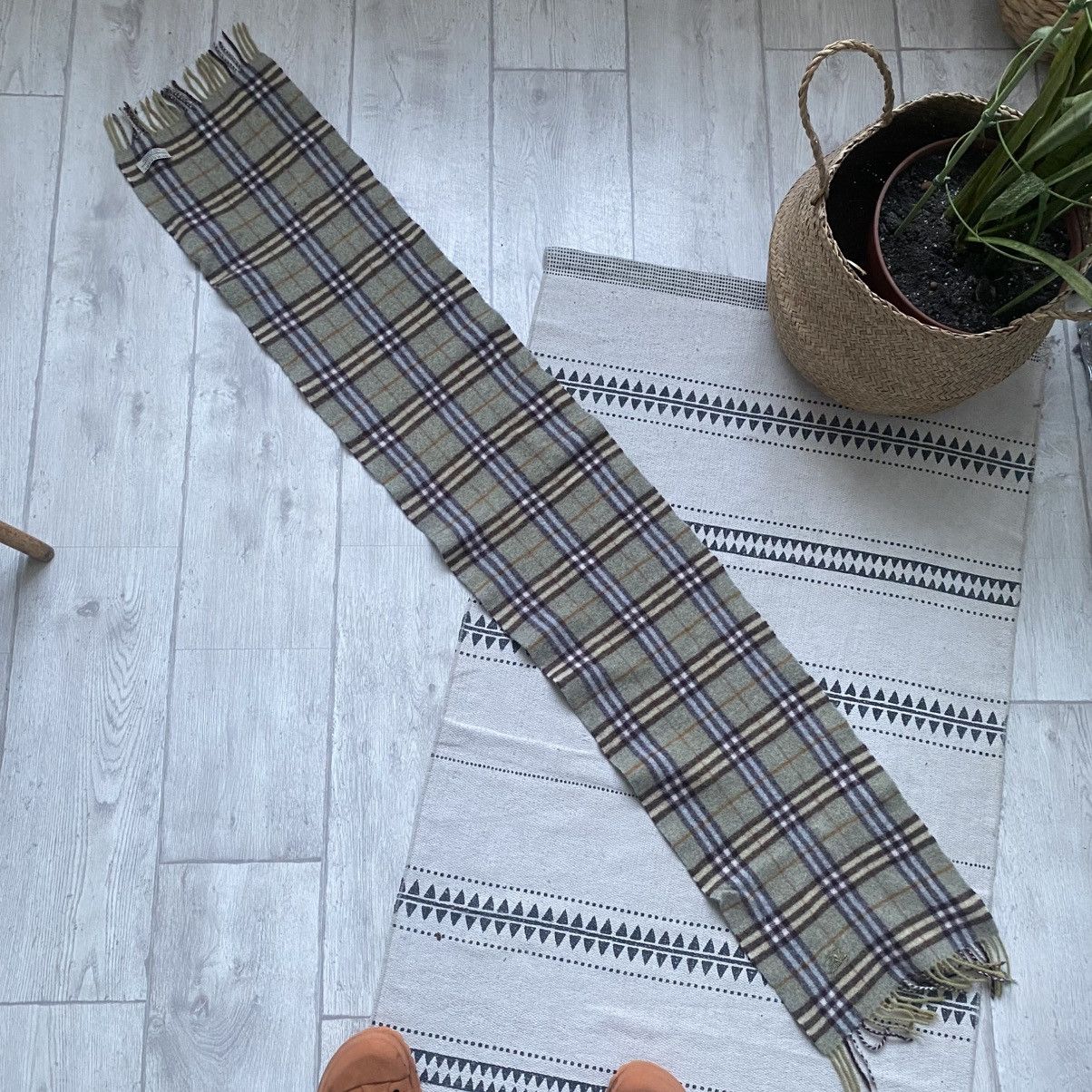 Burberry Oldmoney Vintage Burberry scarf Nova Check Luxury Size ONE SIZE - 9 Thumbnail
