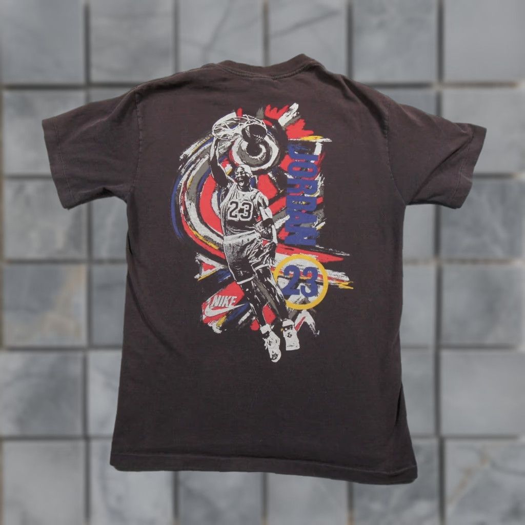 Nike VINTAGE Nike Michael Jordan Shirt Mens M Black 90s Tee Single Stitch Faded Nike Shirt Mens M Black 90s Jordan Vintage Shirt Size US M / EU 48-50 / 2 - 1 Thumbnail
