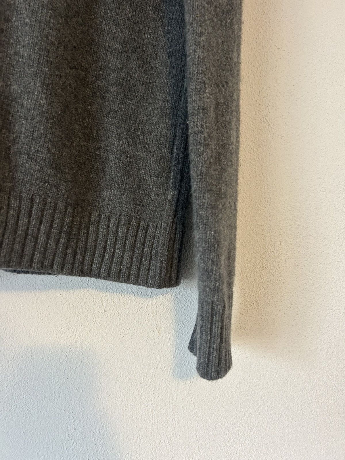 Dolce & Gabbana Dolce & Gabbana Virgin Wool Cardigan - Size 54 Size US L / EU 52-54 / 3 - 7 Thumbnail