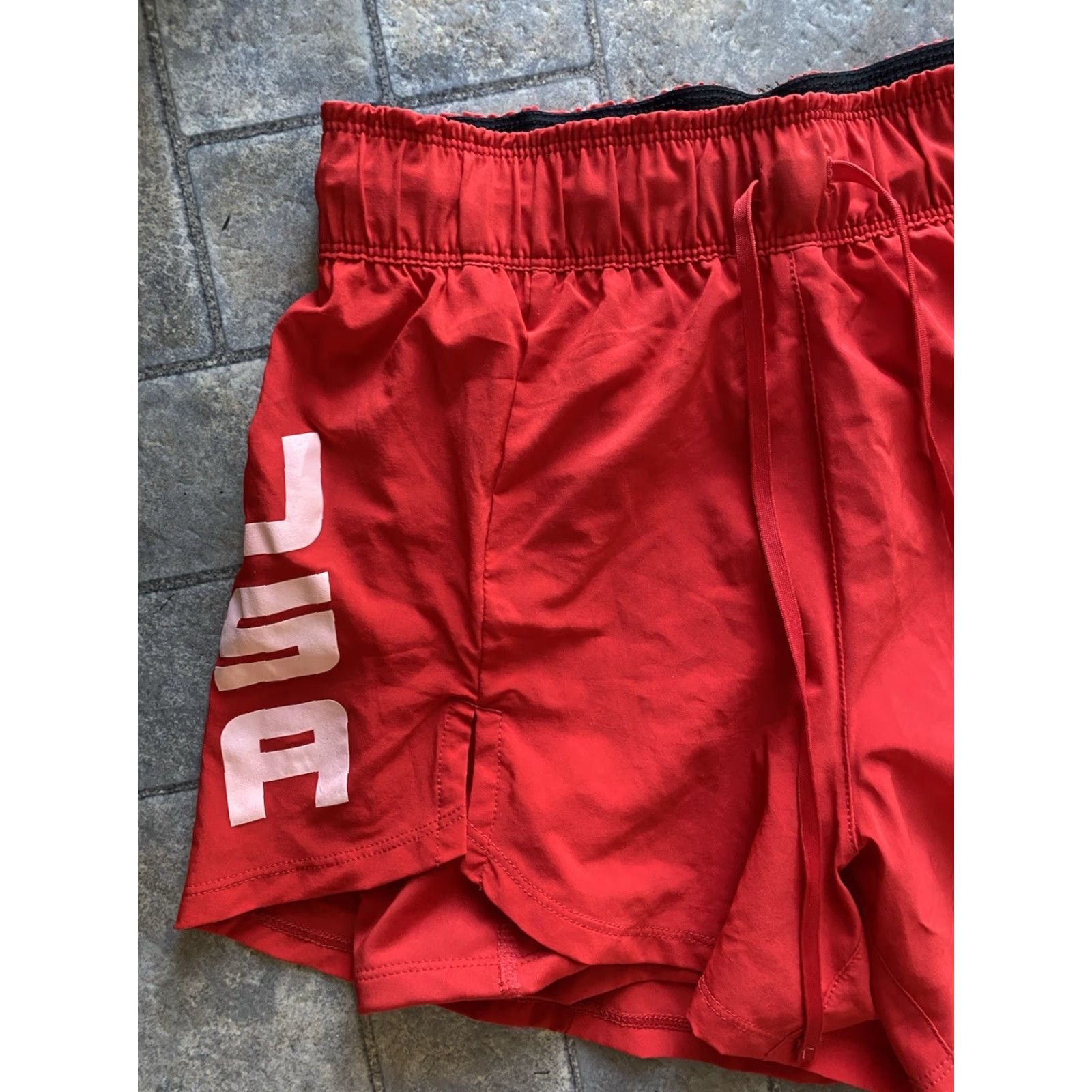 Nike Nike Dri Fit Women’s USA Training Shorts Size S Red Size 28" / US 6 / IT 42 - 2 Thumbnail