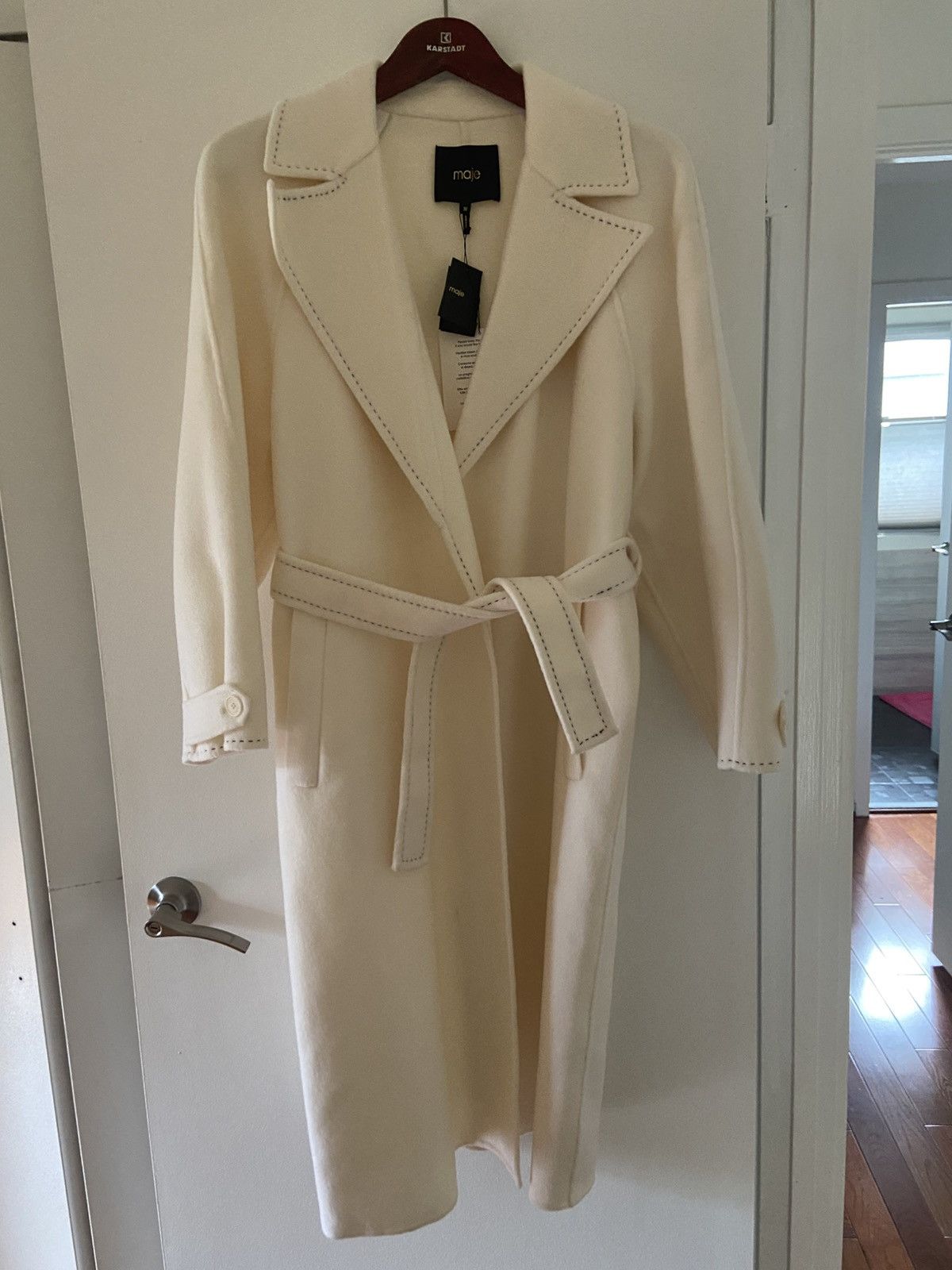 Maje Maje women’s off white coat. Size: 36. Size M / US 6-8 / IT 42-44 - 4 Thumbnail