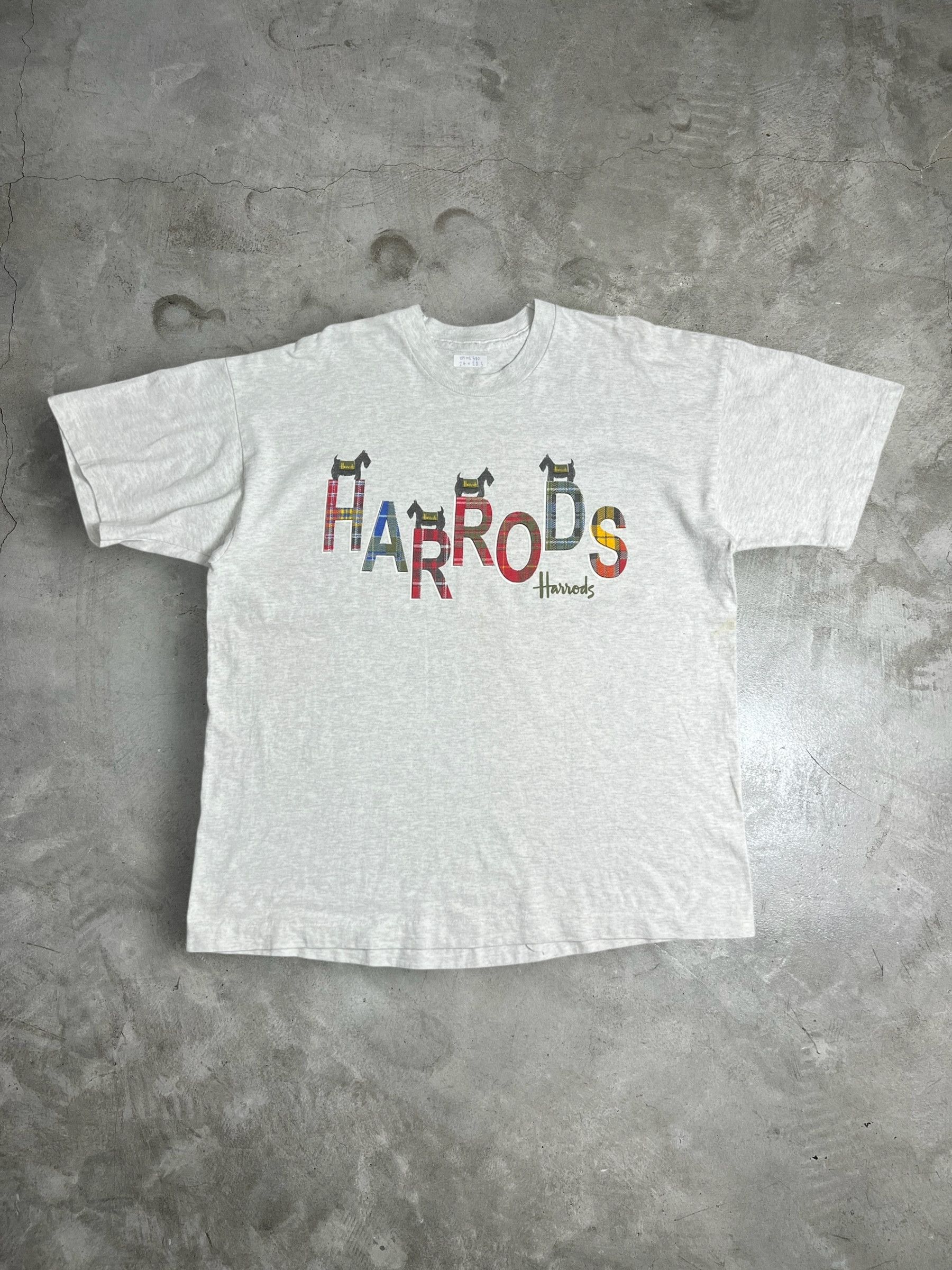 Harrods × Vintage Vintage 90s Harrods Department Graphic Tee GTME580 Size US XL / EU 56 / 4 - 1 Thumbnail