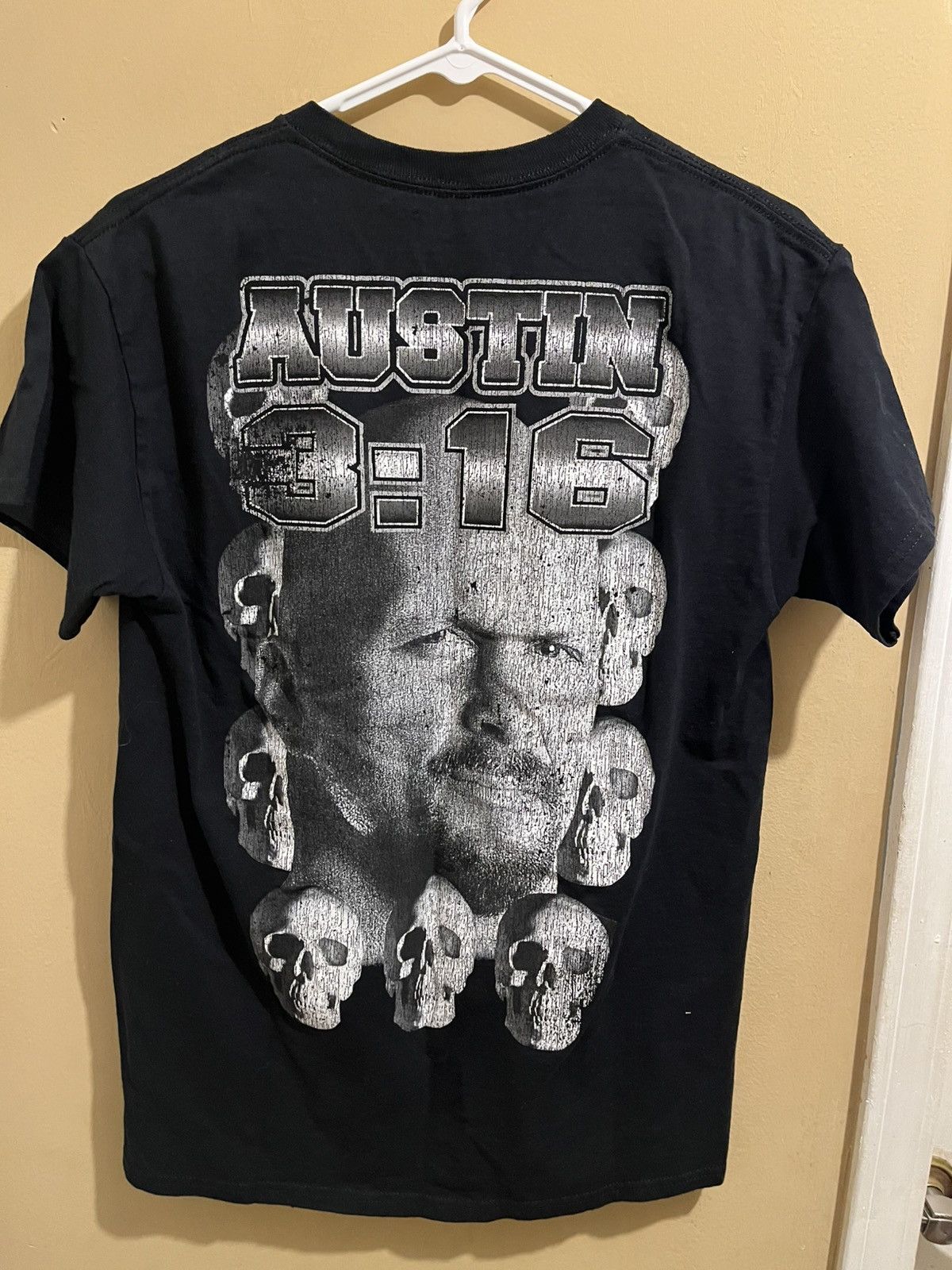 Japanese Brand WWE Stone cold t shirt Size US M / EU 48-50 / 2 - 2 Thumbnail