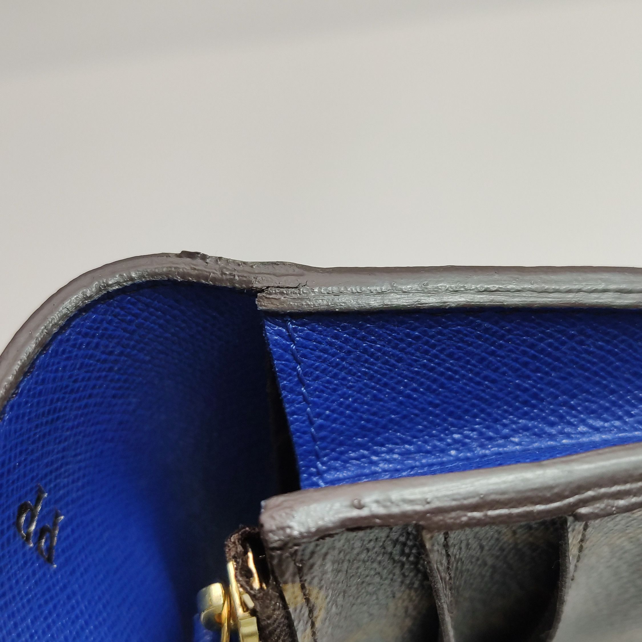 Louis Vuitton Louis Vuitton (LV) Emilie leather Monogram print snap walle Size ONE SIZE - 8 Thumbnail