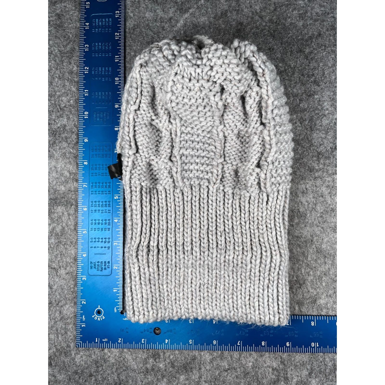 Express Express Beanie Toque Womens One Size Gray Knit Acrylic Blend Sparkly Ski Pom Beanie Winter Outdoor Hats Mens Womens Size ONE SIZE - 7 Thumbnail